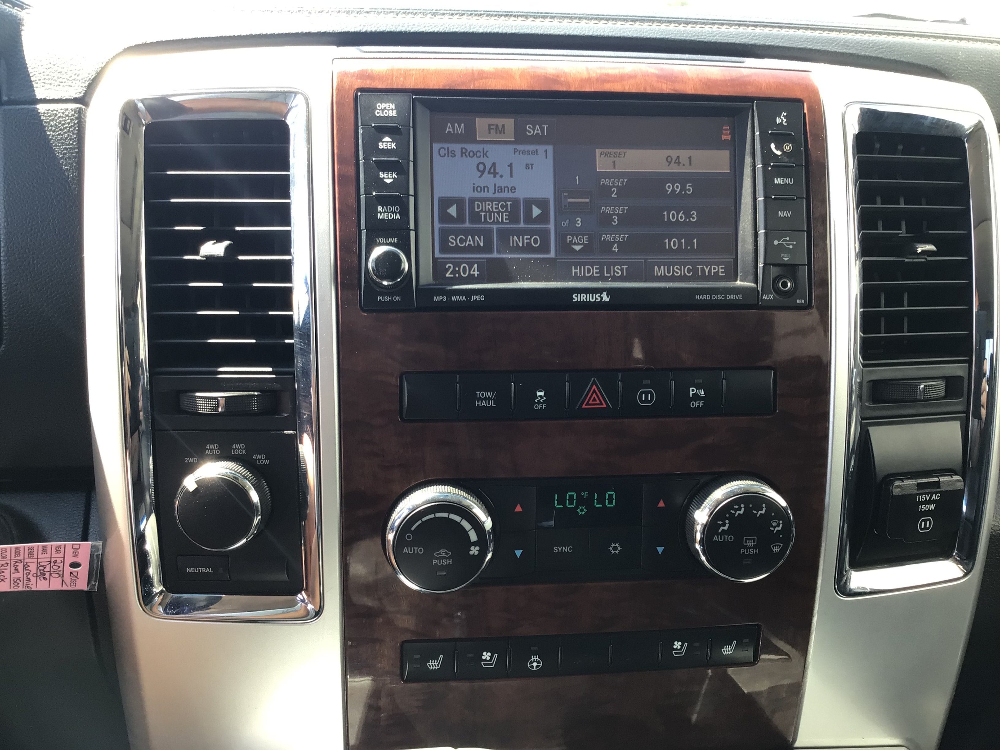 Used 2010 Dodge Ram 1500 Truck Laramie AWD/4WD image 16