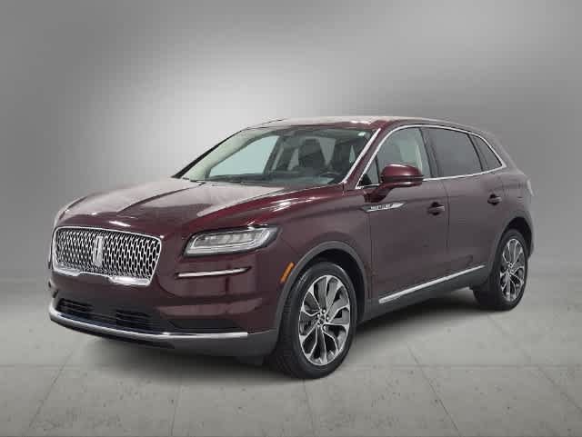 Used 2023 Lincoln Nautilus Reserve w/ Luxury Package AWD/4WD image 4