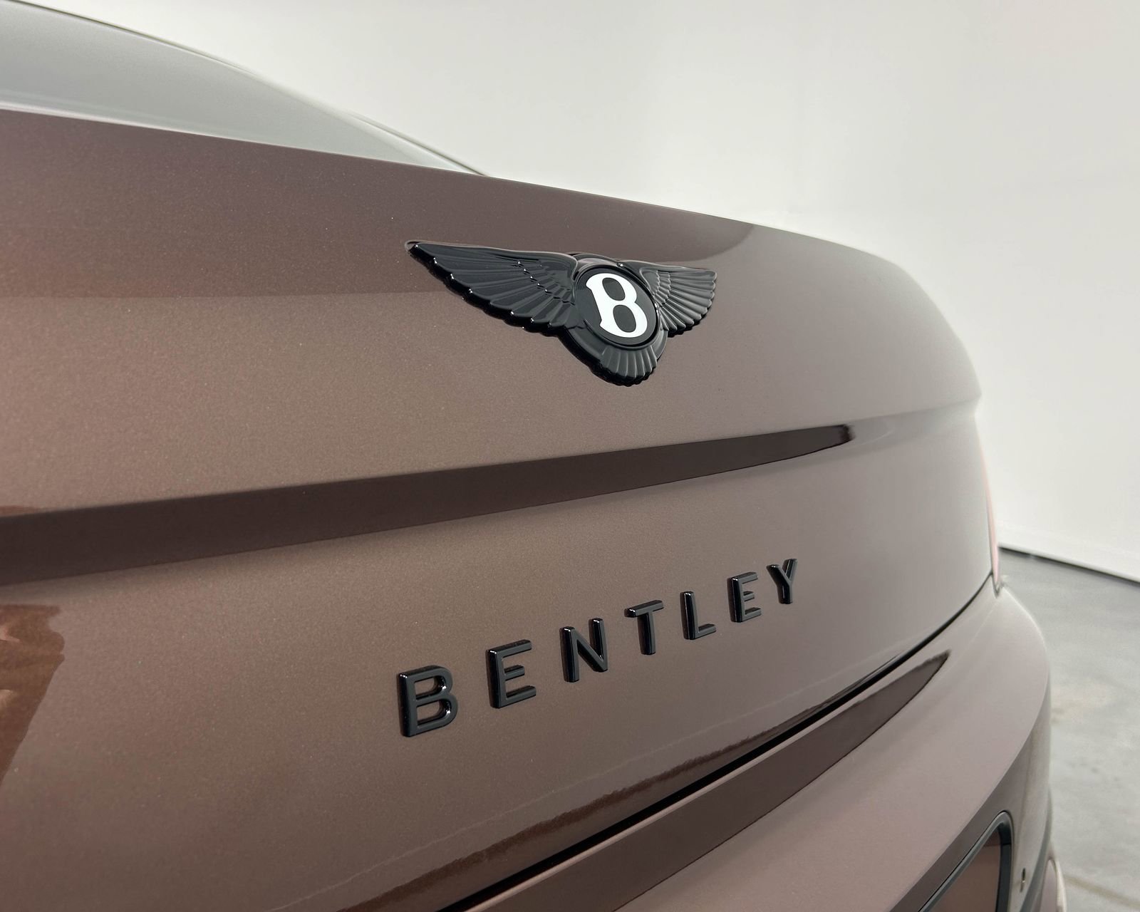 New 2026 Bentley Flying Spur Plug-In Hybrid AWD/4WD image 38