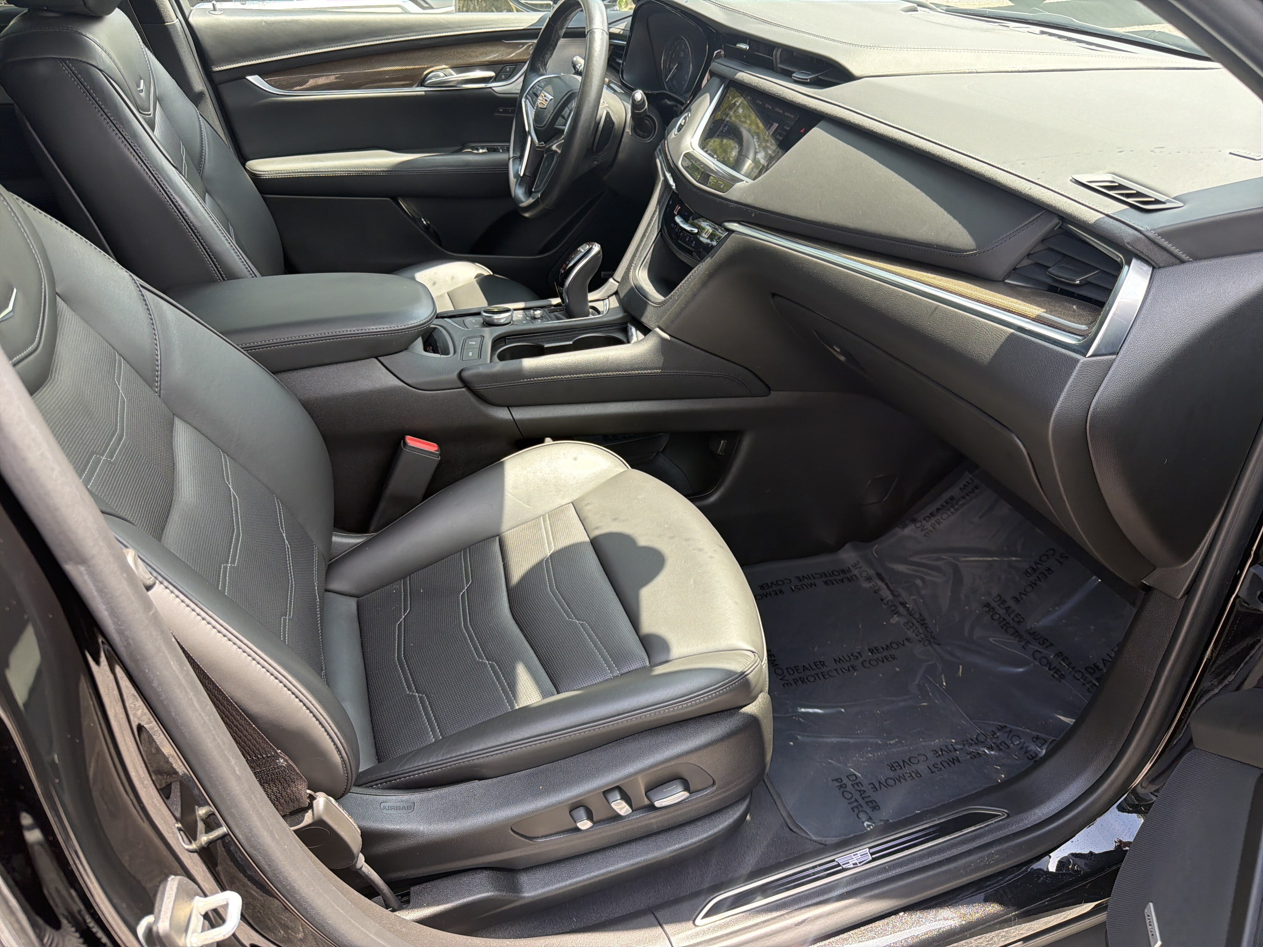 Certified 2022 Cadillac XT5 Premium Luxury w/ Platinum Package FWD image 14