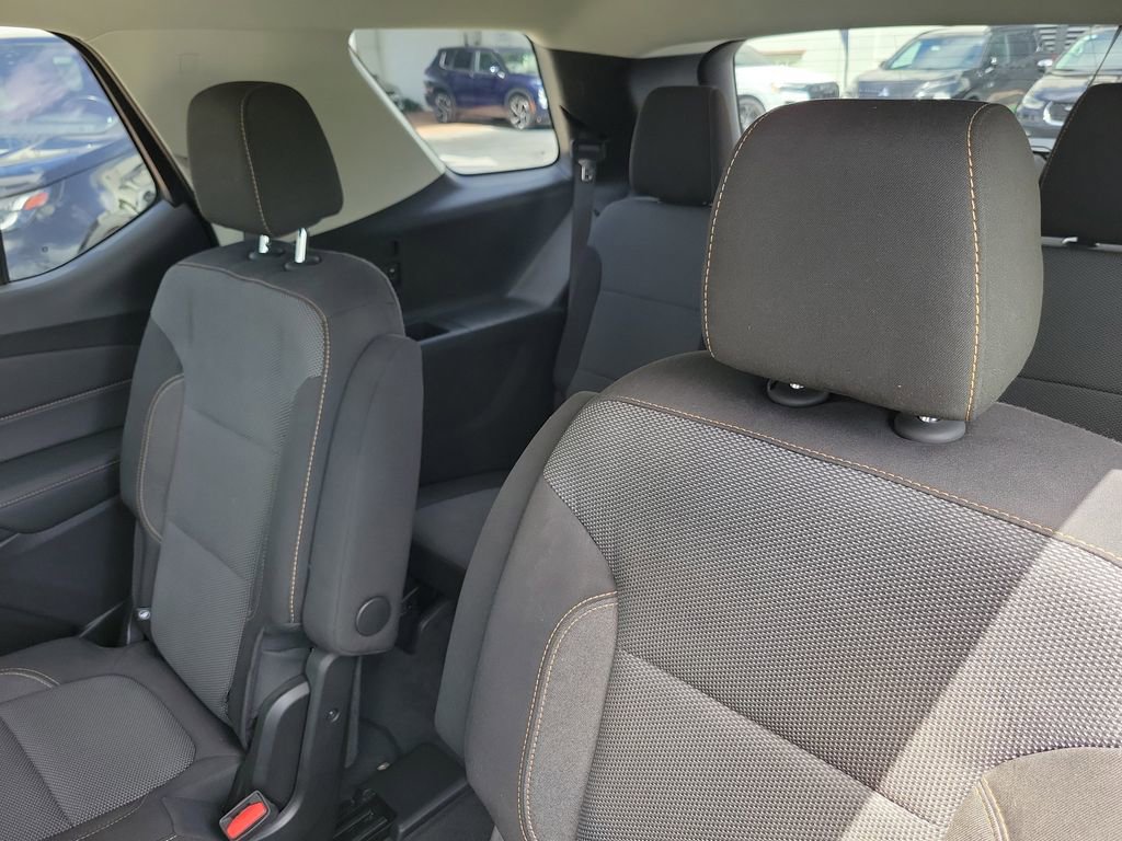 Used 2019 Chevrolet Traverse LT FWD image 13