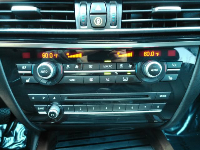 Used 2017 BMW X5 xDrive40e AWD/4WD image 48