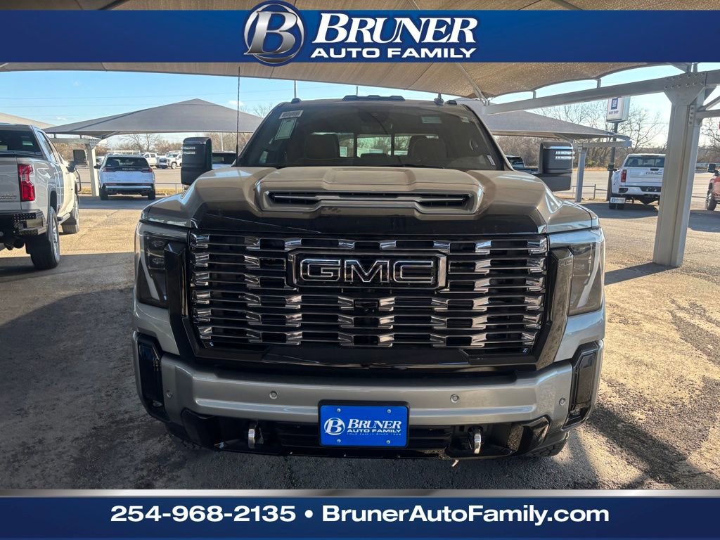 New 2026 GMC Sierra 2500 Denali Ultimate w/ LPO, Black Badging Package video 2