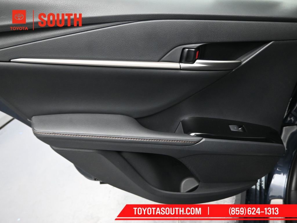 Used 2026 Toyota Camry XLE image 23