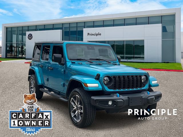 Used 2024 Jeep Wrangler Unlimited w/ Convenience Group AWD/4WD image 3