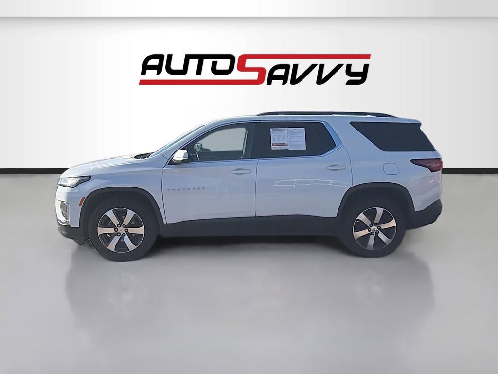 Used 2023 Chevrolet Traverse LT w/ LT Premium Package image 4