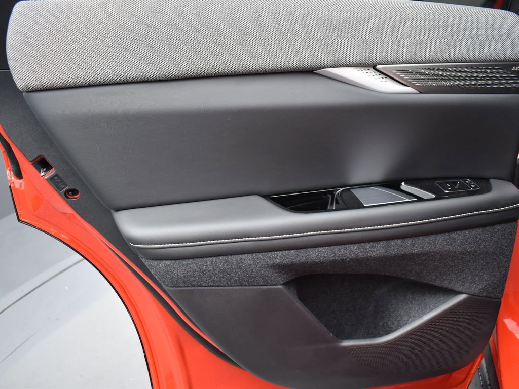 New 2026 Cadillac Optiq Sport 2 w/ LPO, Floor Liner Package image 25