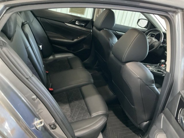 Used 2017 Nissan Maxima SR w/ Midnight Edition image 20