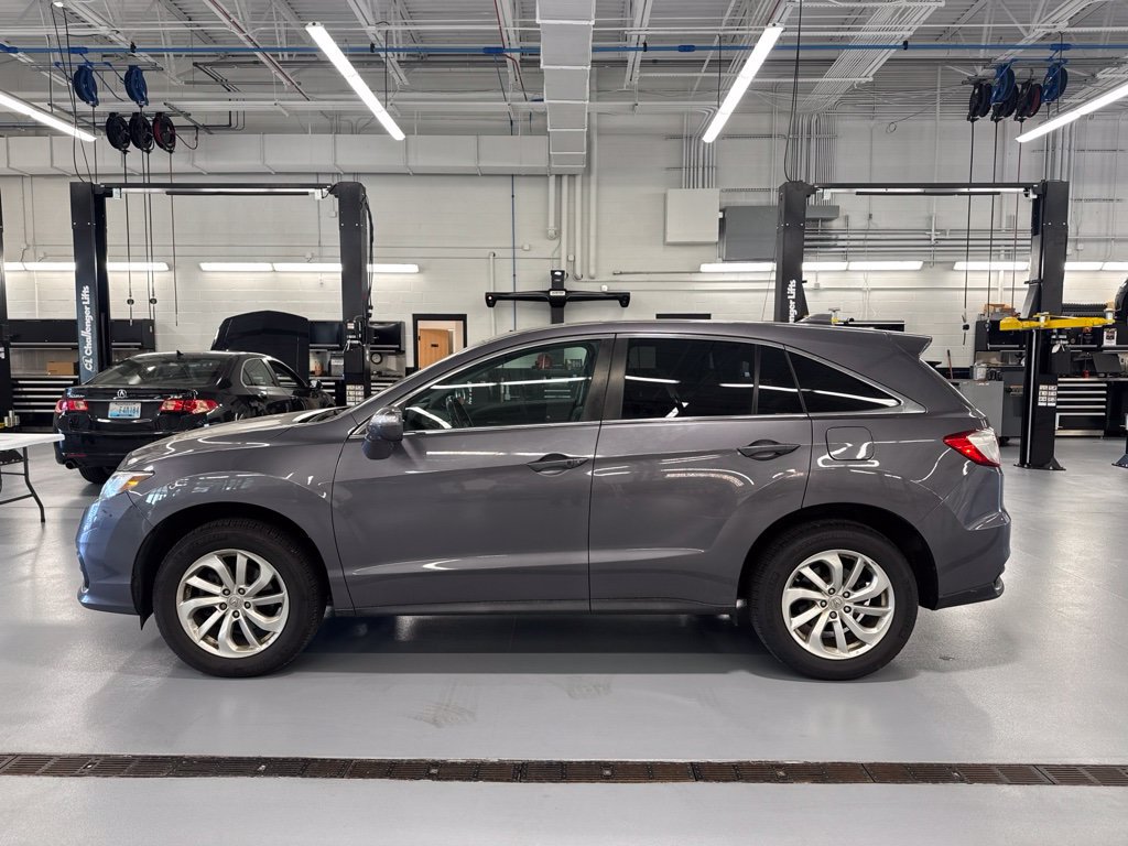 Used 2017 Acura RDX w/ Technology Package FWD image 9