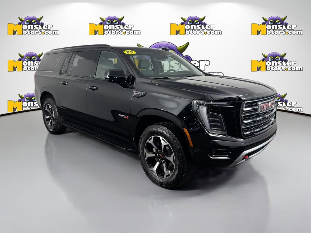 Used 2025 GMC Yukon XL AT4 image 3