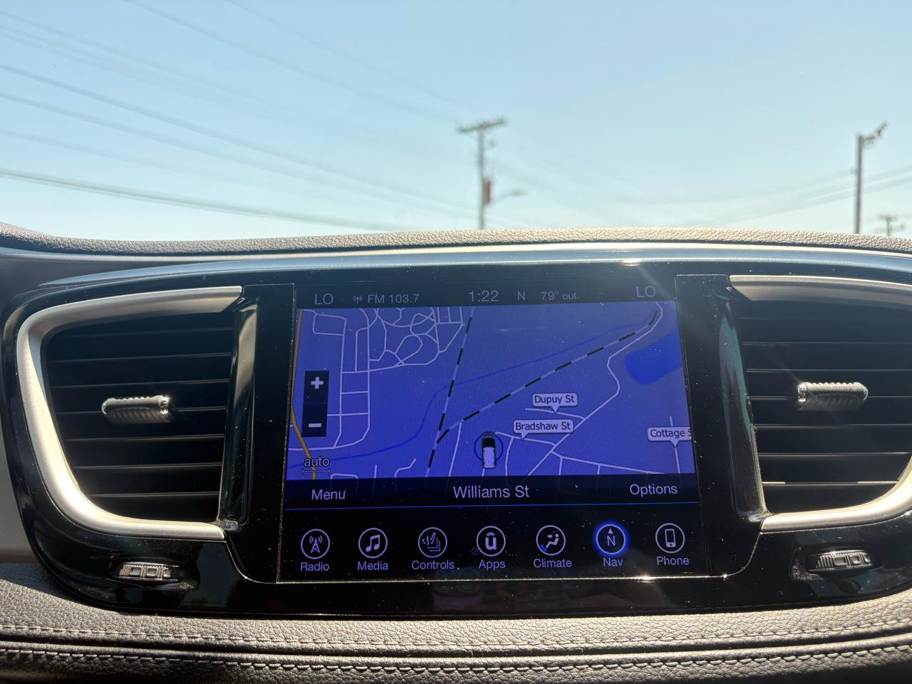Used 2017 Chrysler Pacifica Limited w/ UConnect Theater Package FWD image 20