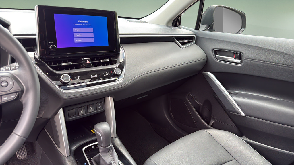 Used 2023 Toyota Corolla Cross XLE w/ Convenience Package FWD image 25