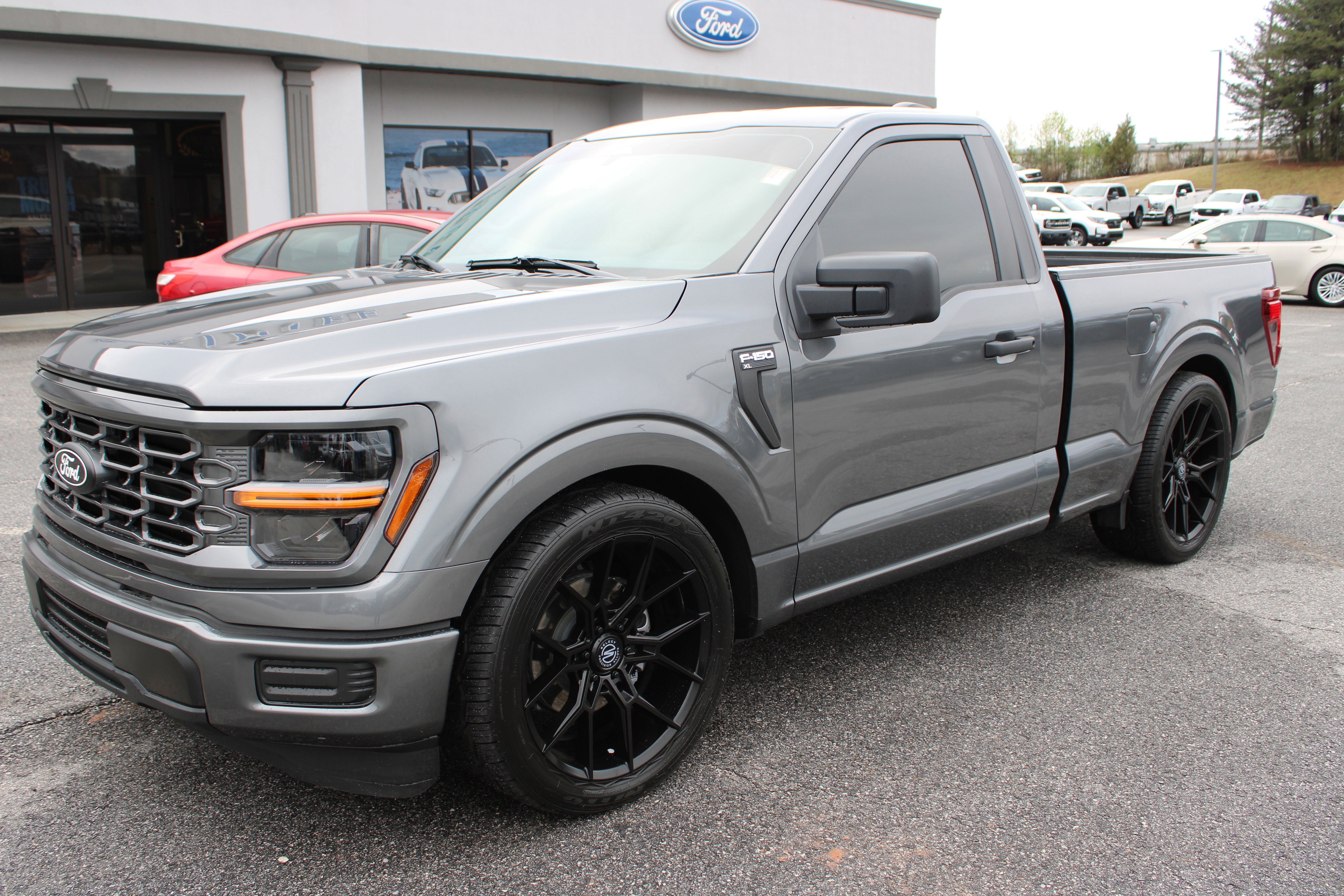 Used 2025 Ford F150 XL image 2