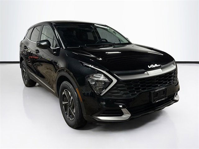 Used 2023 Kia Sportage LX image 1