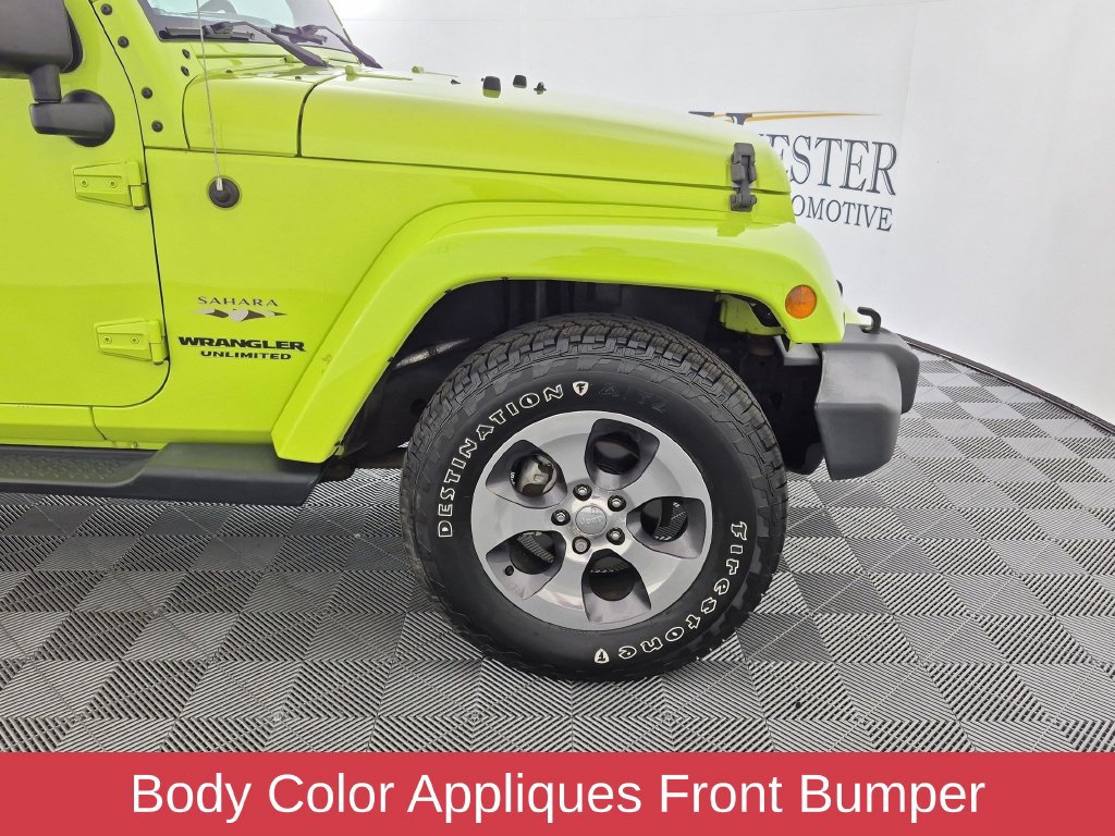 Used 2016 Jeep Wrangler Unlimited Sahara w/ Connectivity Group AWD/4WD image 12