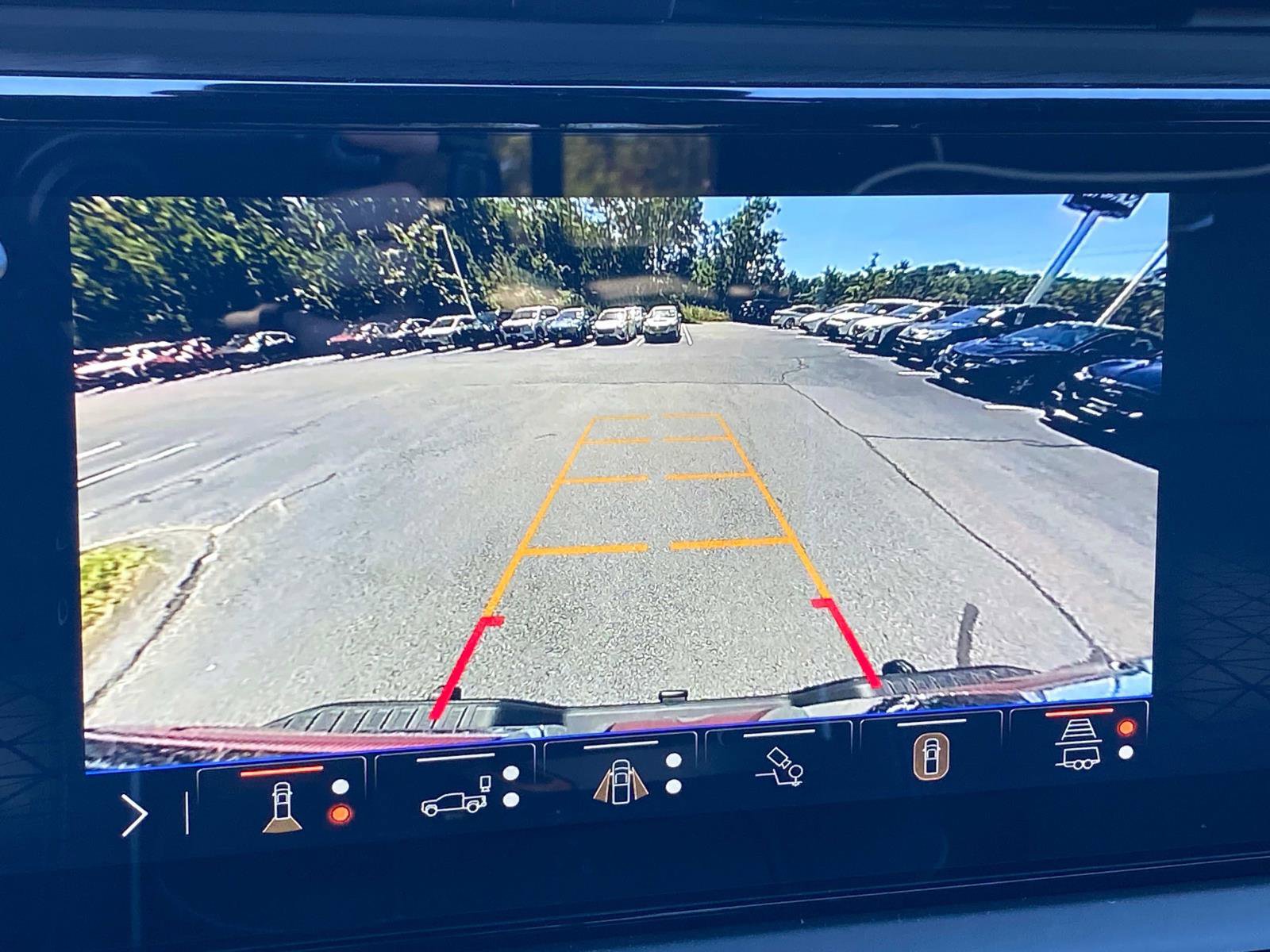 Used 2025 GMC Sierra 2500 AT4X w/ AT4X AEV Edition image 38