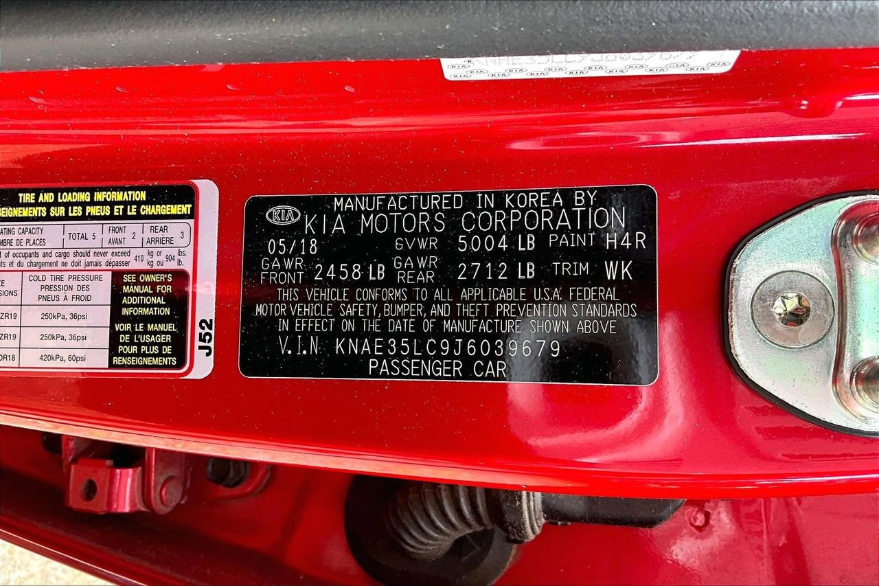 Used 2018 Kia Stinger GT RWD image 16