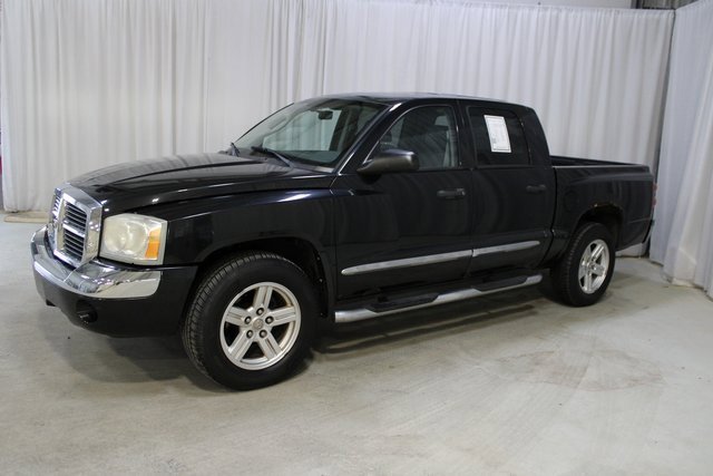 Used 2007 Dodge Dakota Laramie w/ Sun & Wheel Value Group image 3