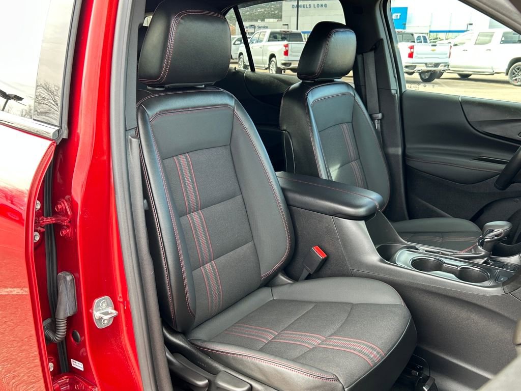 Used 2023 Chevrolet Equinox RS image 19
