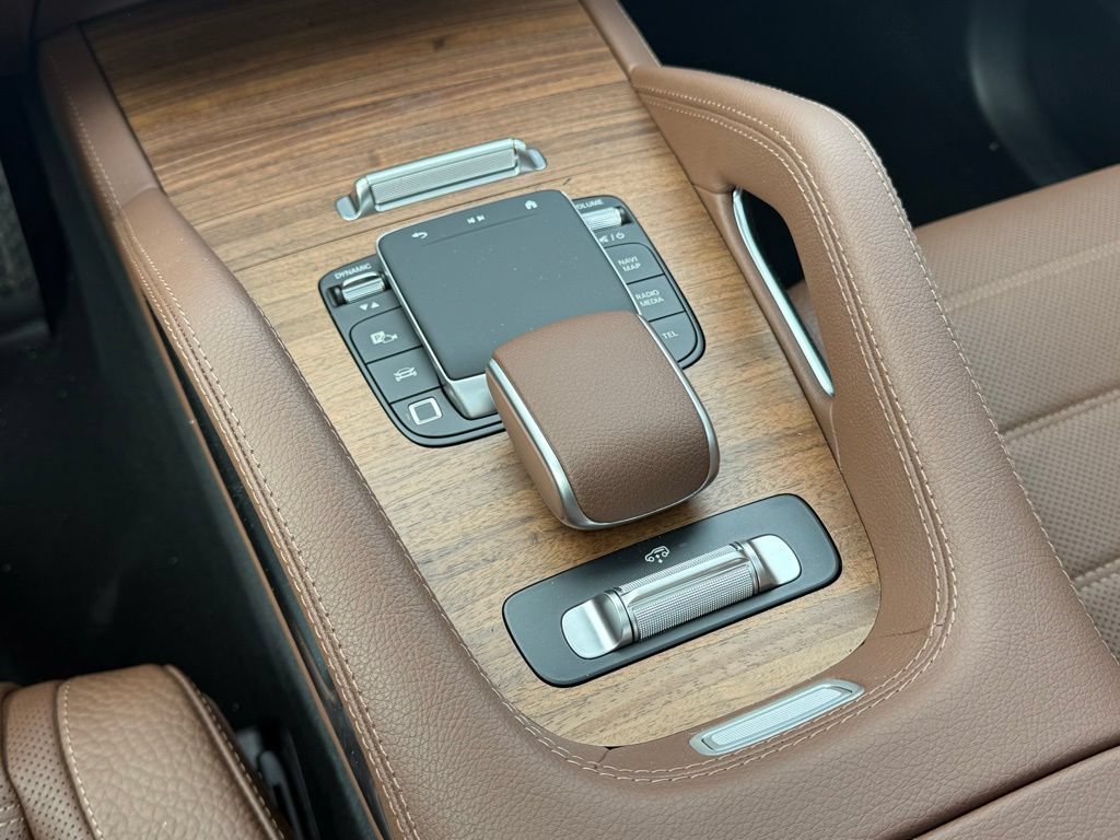New 2025 Mercedes-Benz GLS 450 4MATIC image 32