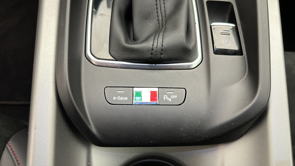 Used 2024 Alfa Romeo Tonale Veloce AWD/4WD image 21
