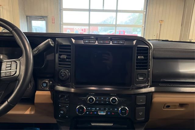 Used 2024 Ford F350 Lariat w/ Lariat Ultimate Package image 13