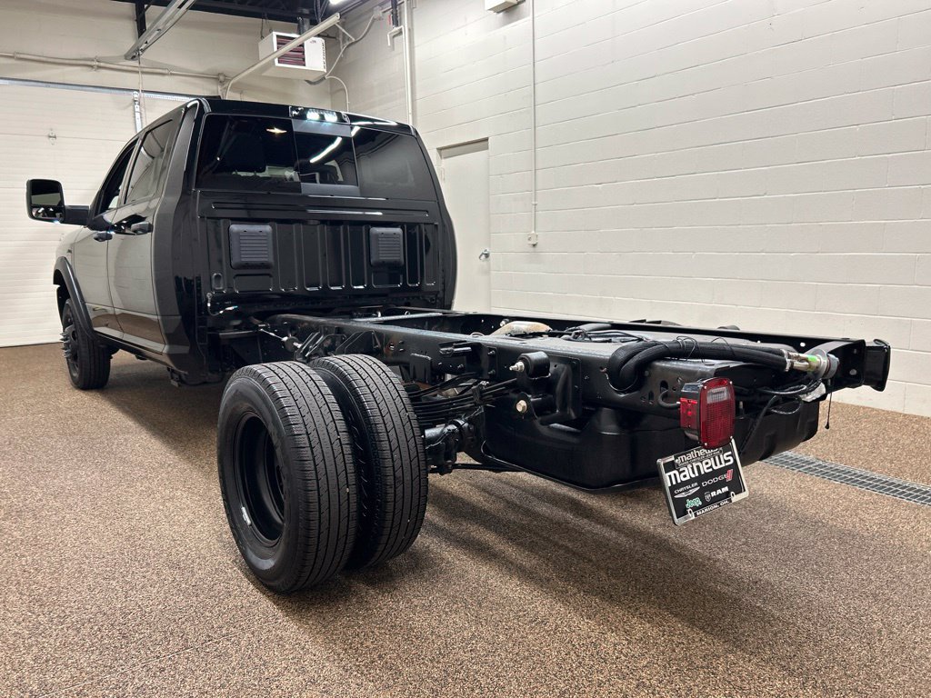 Used 2025 RAM 3500 Tradesman AWD/4WD image 4