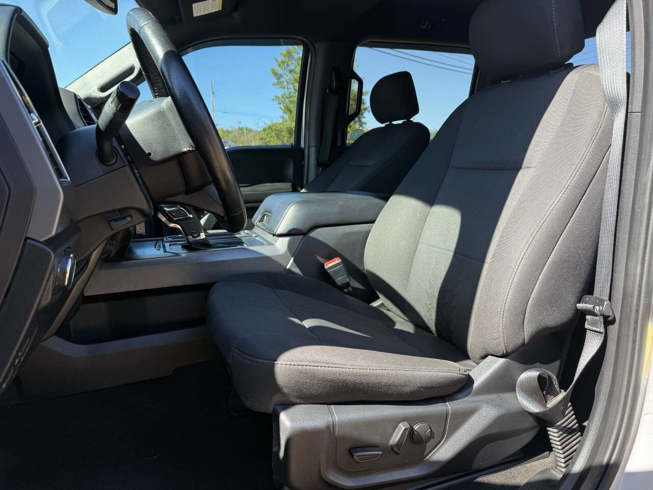 Used 2019 Ford F150 XLT w/ Equipment Group 302A Luxury image 18