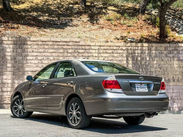 Used 2006 Toyota Camry LE FWD image 16