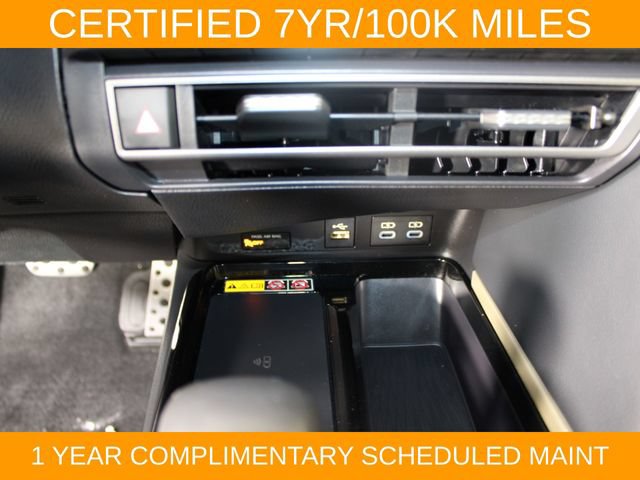 Used 2025 Toyota Camry XSE FWD image 24