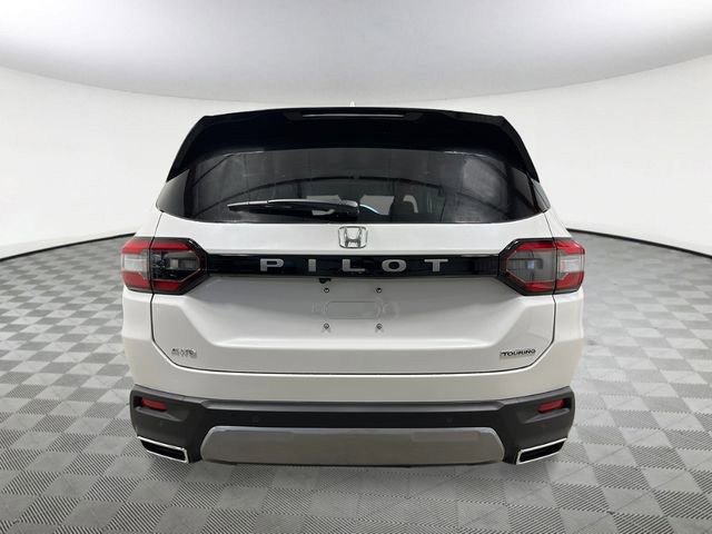 New 2026 Honda Pilot Touring image 5