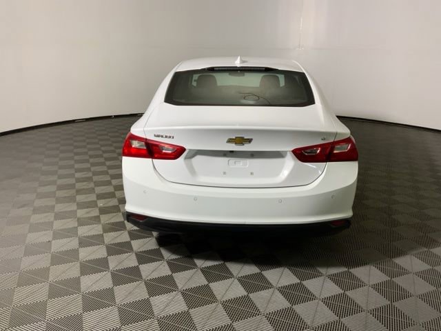 Used 2025 Chevrolet Malibu LT image 11