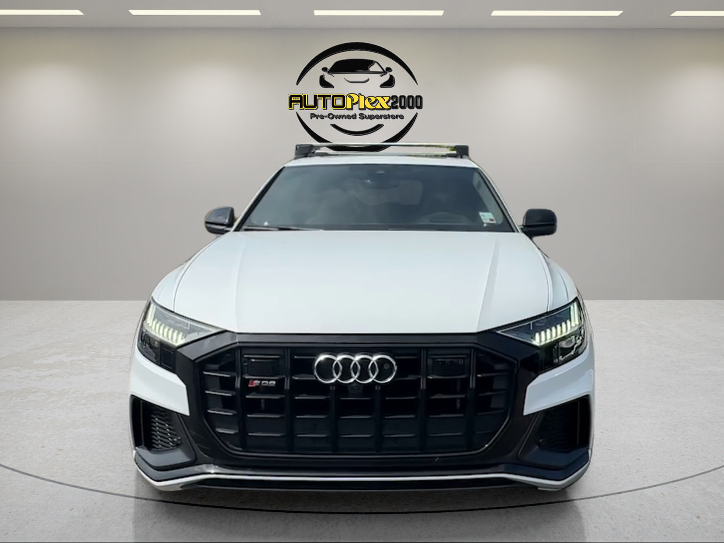 Used 2022 Audi SQ8 Prestige AWD/4WD image 2