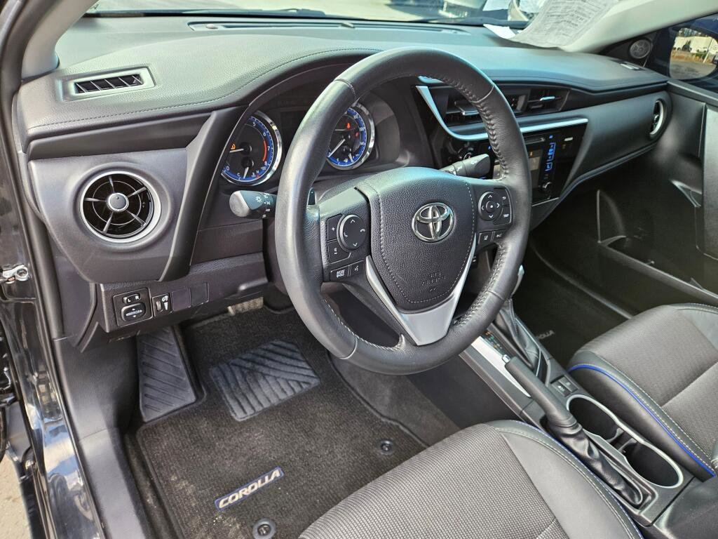 Used 2017 Toyota Corolla SE w/ Carpet Mat Package (TMS) image 24