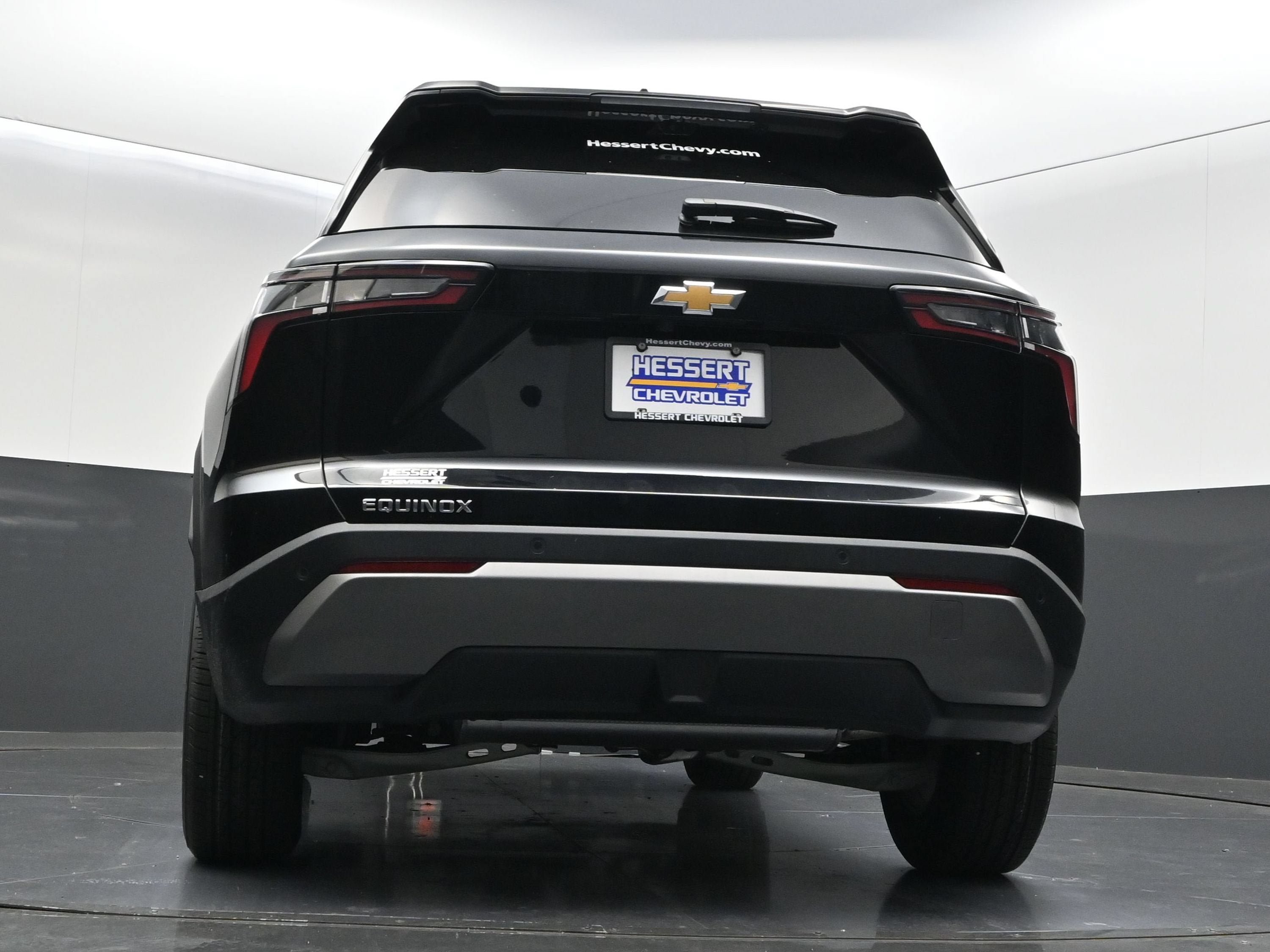 New 2027 Chevrolet Equinox LT w/ Convenience Package II FWD image 46