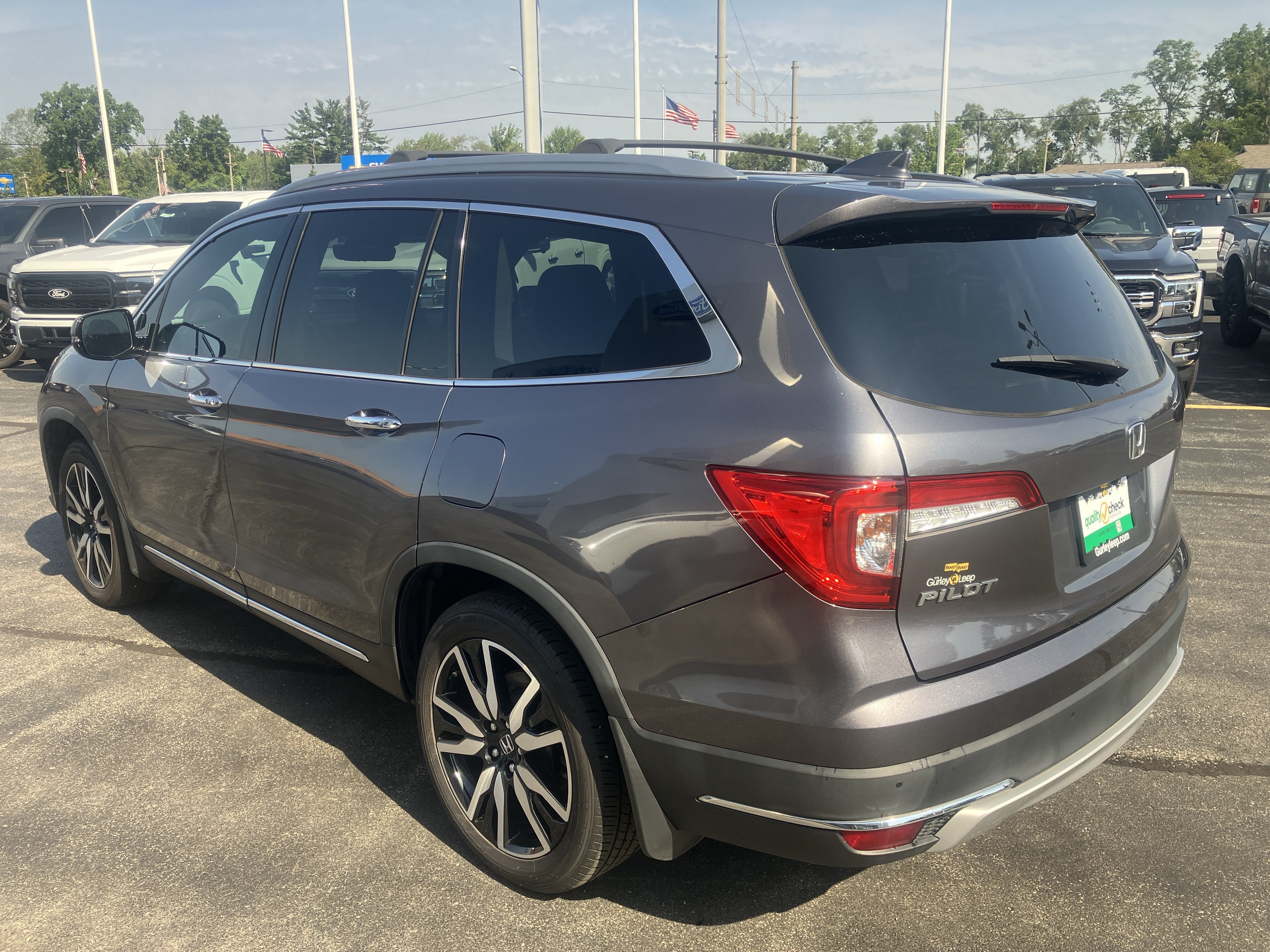 Used 2020 Honda Pilot Touring image 5