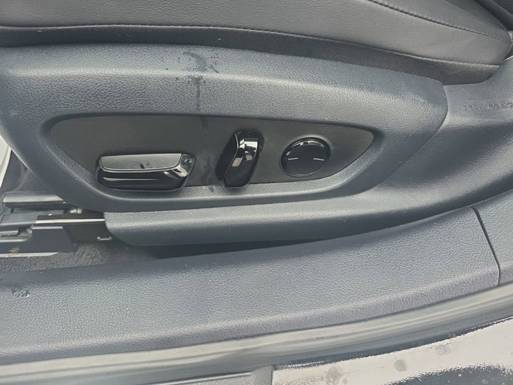 Used 2024 Lexus ES 350 w/ Premium Package image 25