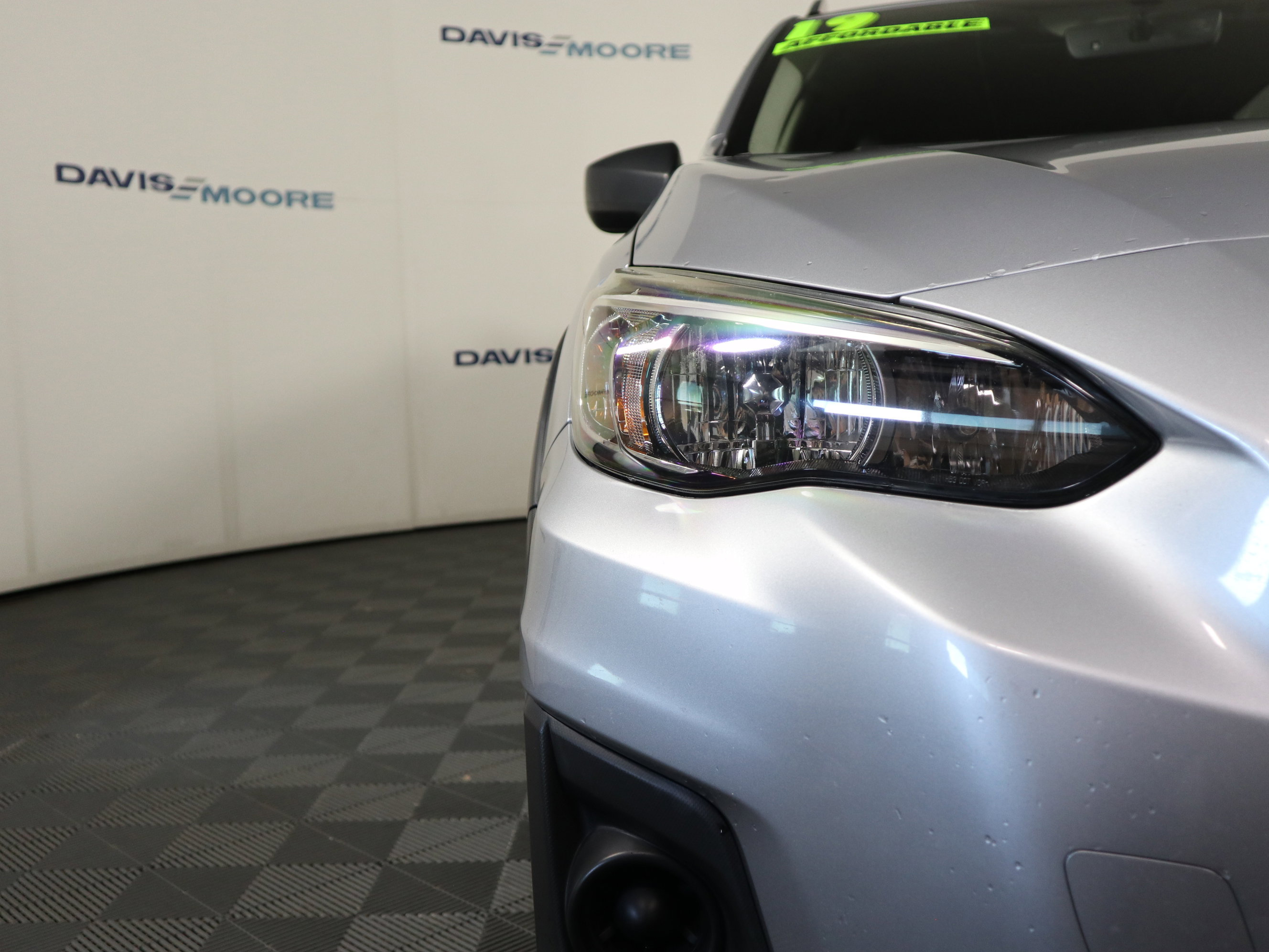 Used 2019 Subaru Crosstrek 2.0i image 3