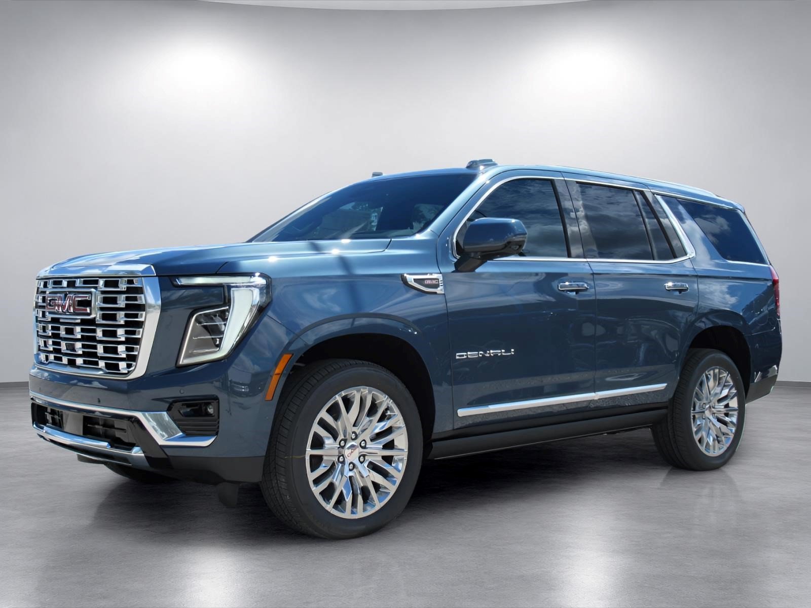 New 2026 GMC Yukon Denali w/ Sun & Power Step Package RWD image 3