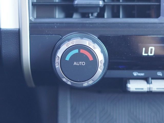 Certified 2024 Toyota Tacoma TRD Off-Road image 29