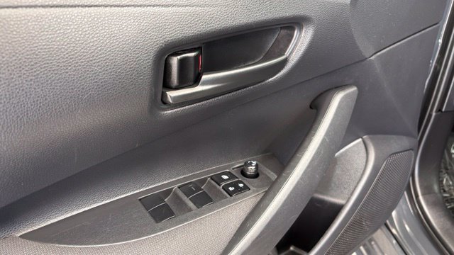 Used 2024 Toyota Corolla LE FWD image 15