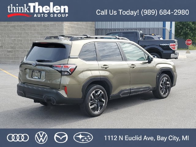 Used 2025 Subaru Forester Limited AWD/4WD image 5