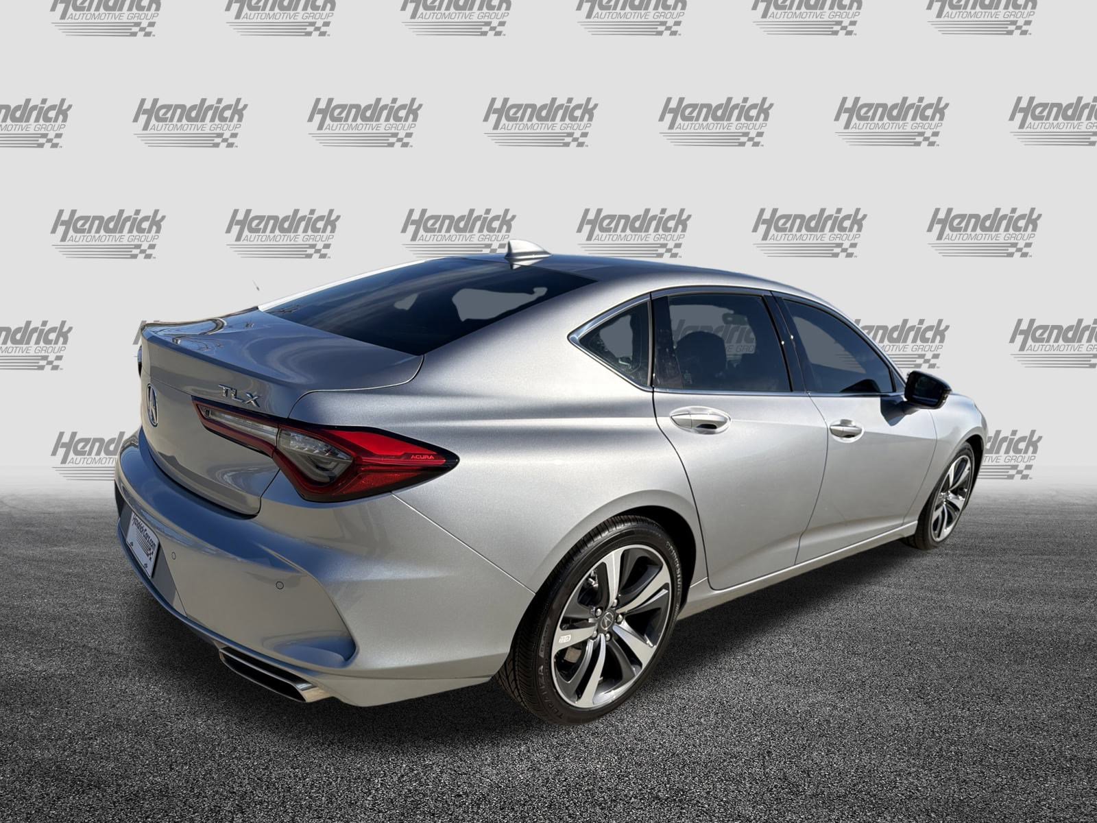 Certified 2025 Acura TLX w/ Technology Package image 10