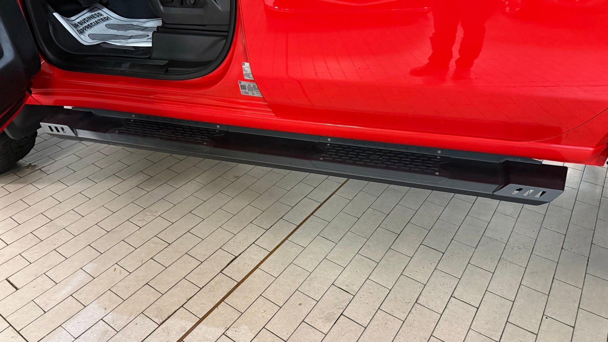 Used 2020 Chevrolet Silverado 2500 LTZ w/ LTZ Convenience Package image 13