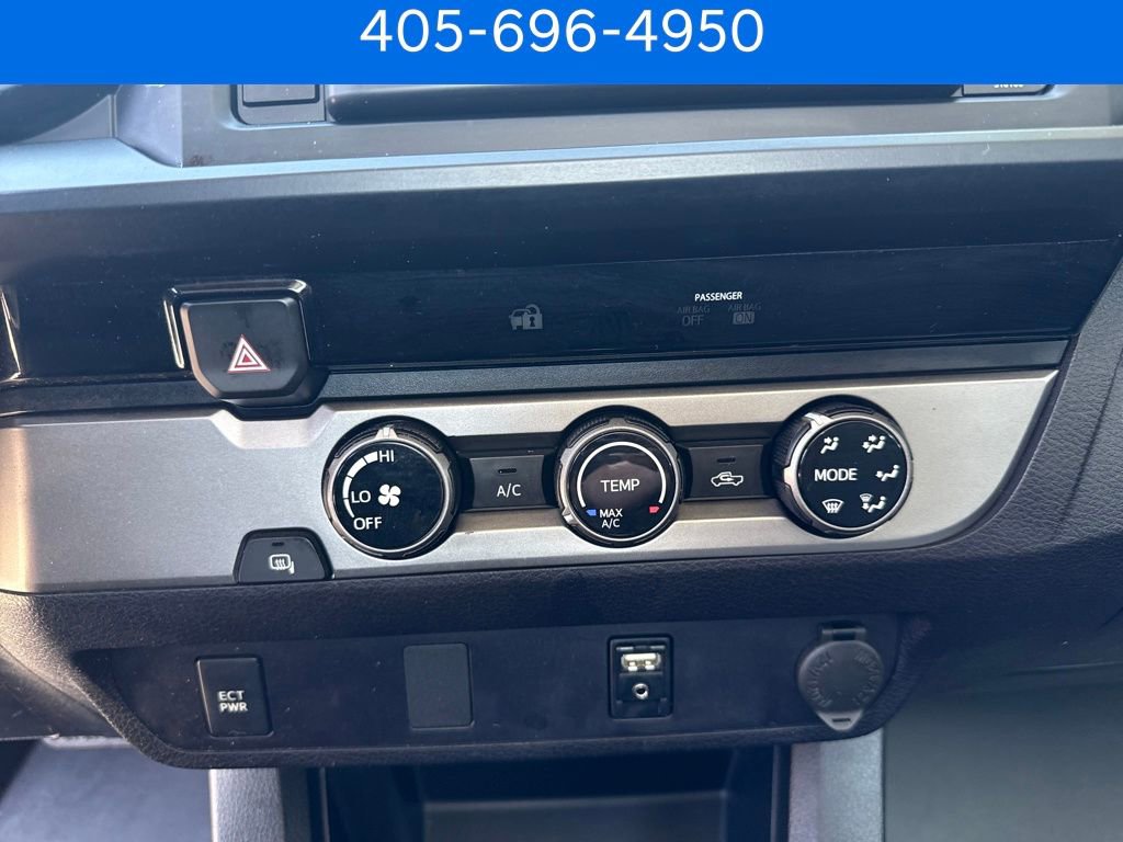 Used 2017 Toyota Tacoma SR image 23