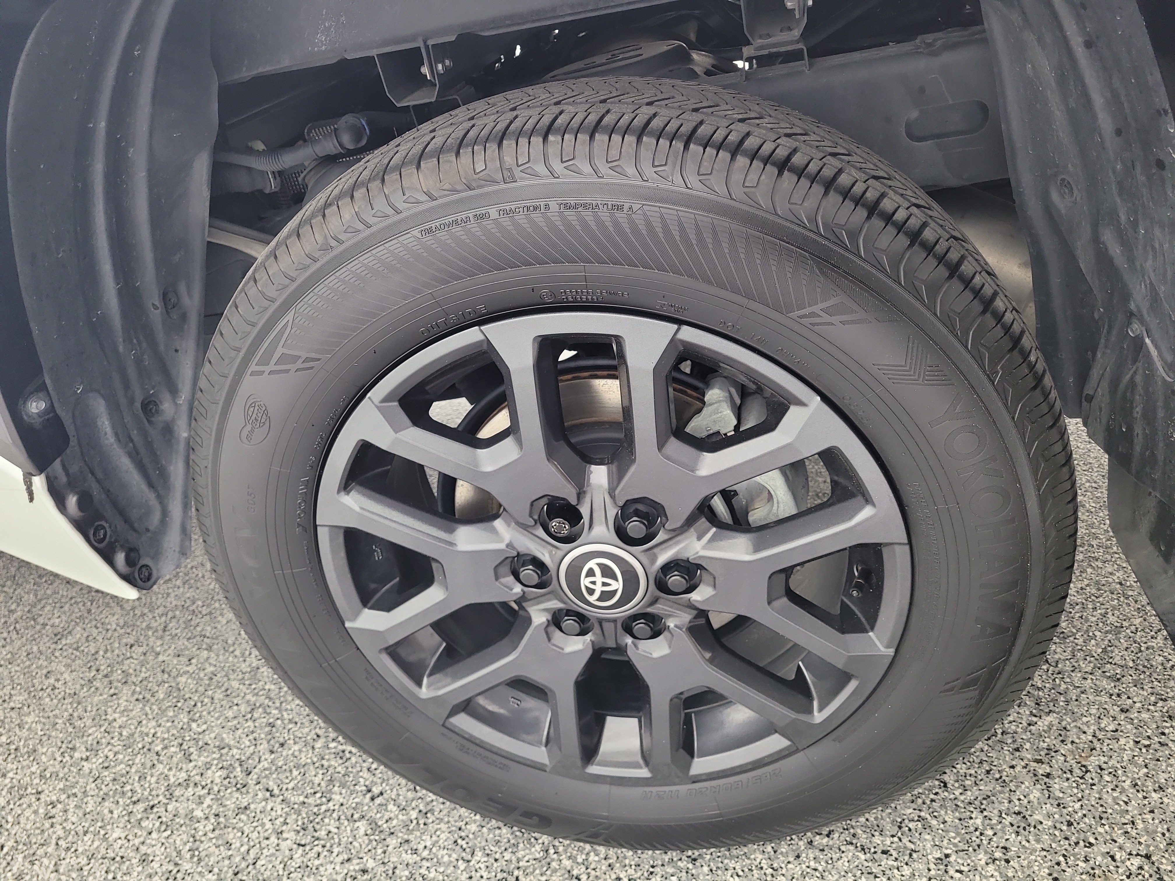 Certified 2025 Toyota Tundra Platinum AWD/4WD image 5
