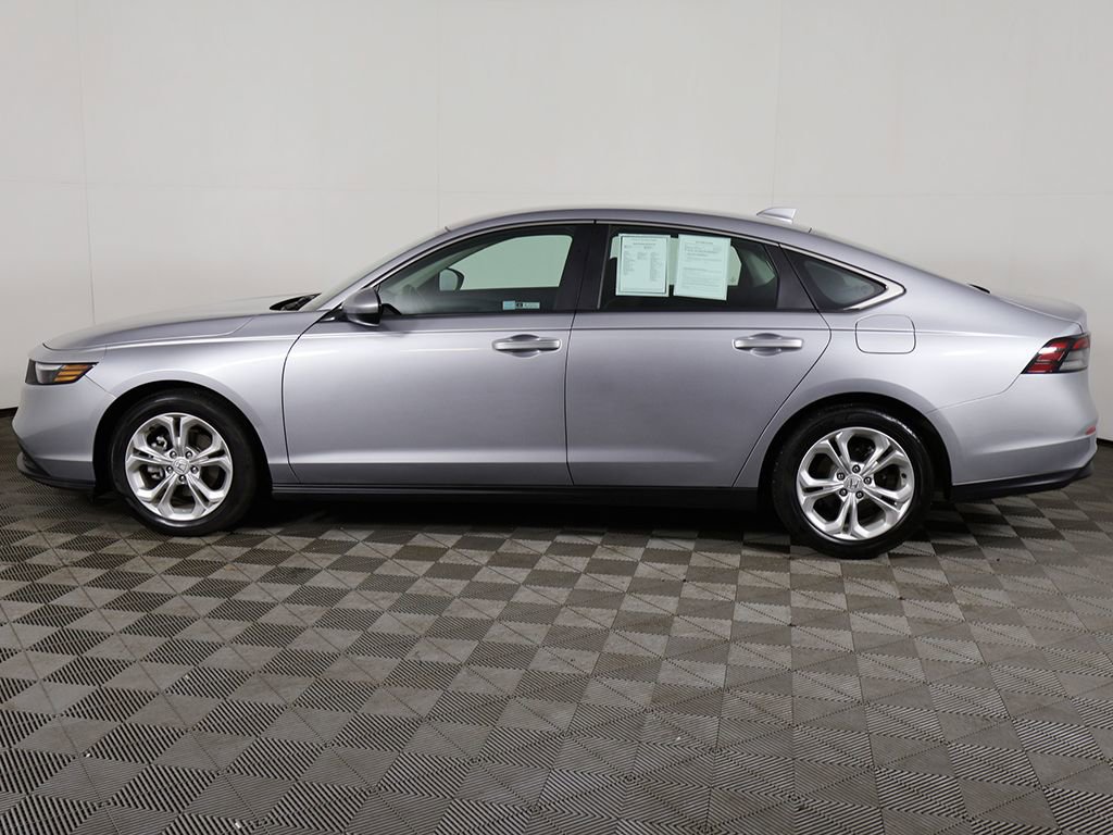 Used 2023 Honda Accord LX image 14