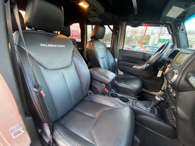 Used 2016 Jeep Wrangler Unlimited Rubicon w/ Dual Top Group image 22