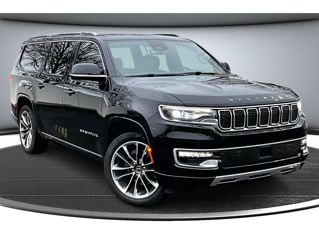 Certified 2024 Jeep Wagoneer L Series III w/ Premium Group I image 13