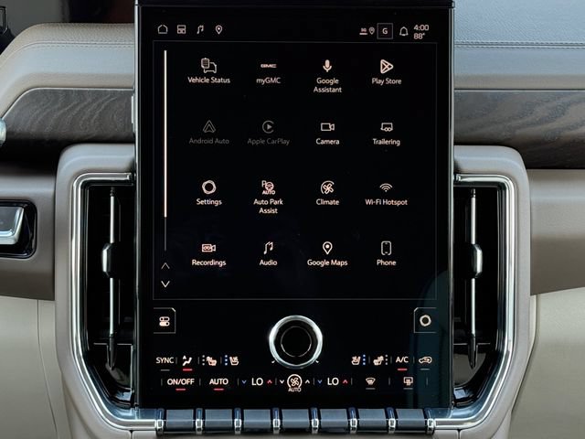 New 2026 GMC Yukon Denali w/ Denali Reserve Package AWD/4WD image 16